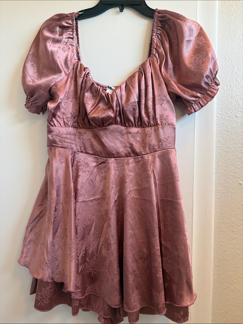 Romantic Puff Sleeve Satin Dress in   Chort